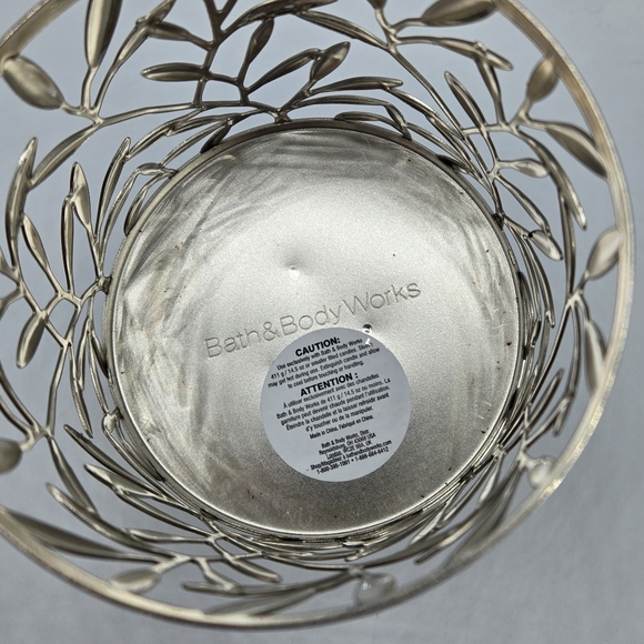 Bath & Body Works Vine Leaf 3 Wick Pedestal Candle Holder - Picture 2 of 5